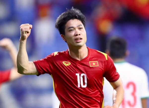 Top 10 cầu thủ bóng đá xuất sắc nhất Việt Nam hiện nay-4